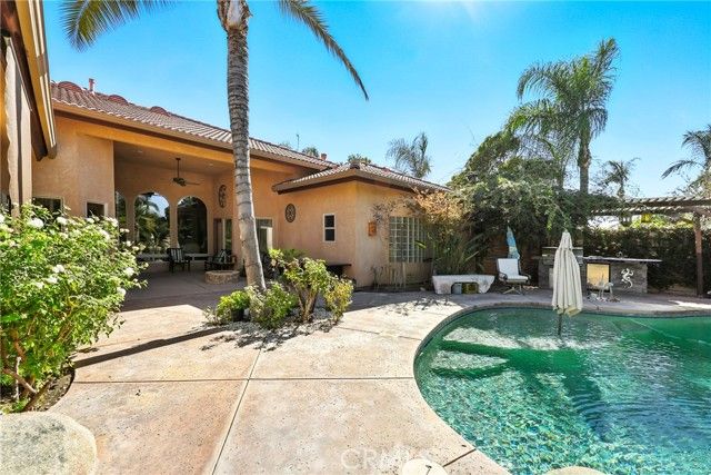 13204 Michaelangelo Drive, Bakersfield, CA 93314