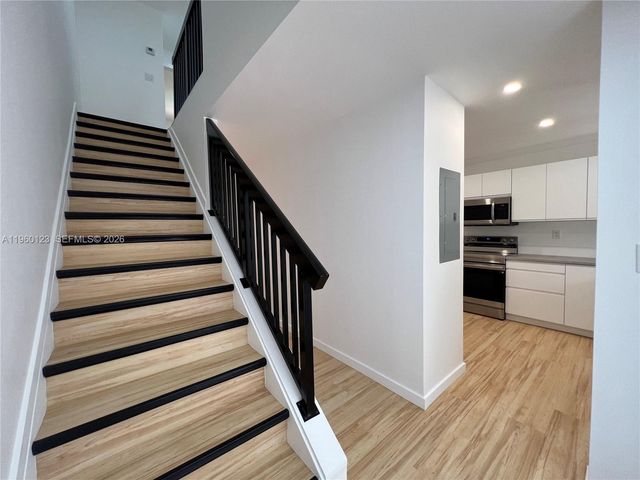 8111 SW 81st Pl, Miami, FL 33143