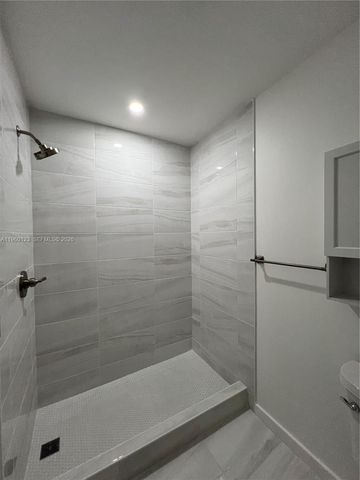 8111 SW 81st Pl, Miami, FL 33143