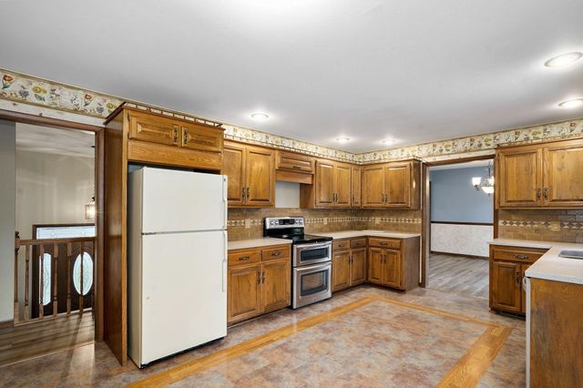 4129 E Linwood Street, Springfield, MO 65809