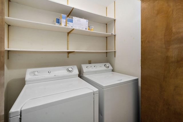 4129 E Linwood Street, Springfield, MO 65809