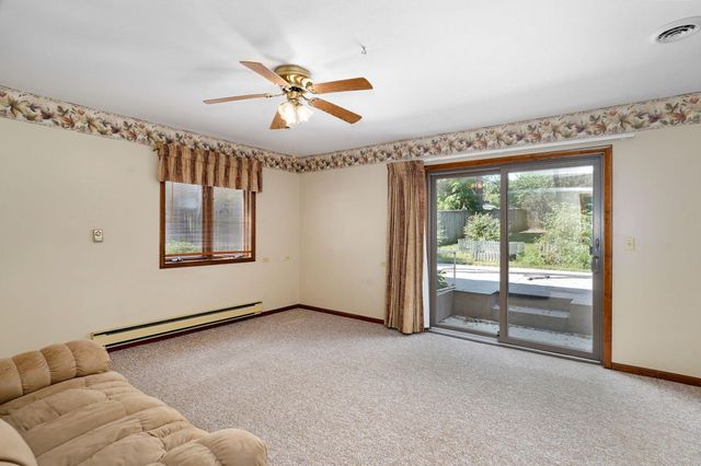 4129 E Linwood Street, Springfield, MO 65809