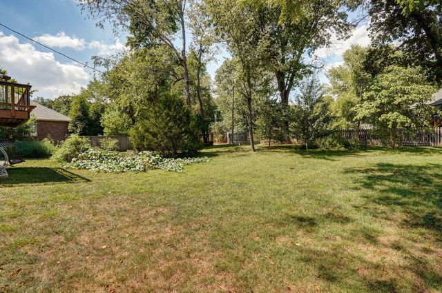 4129 E Linwood Street, Springfield, MO 65809