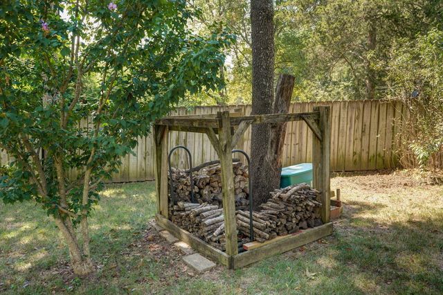 4129 E Linwood Street, Springfield, MO 65809