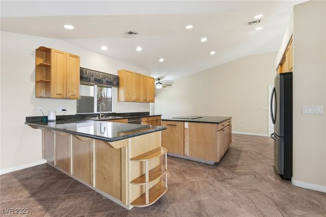 967 Camelia Drive, Henderson, NV 89011