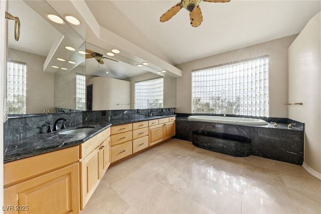 967 Camelia Drive, Henderson, NV 89011