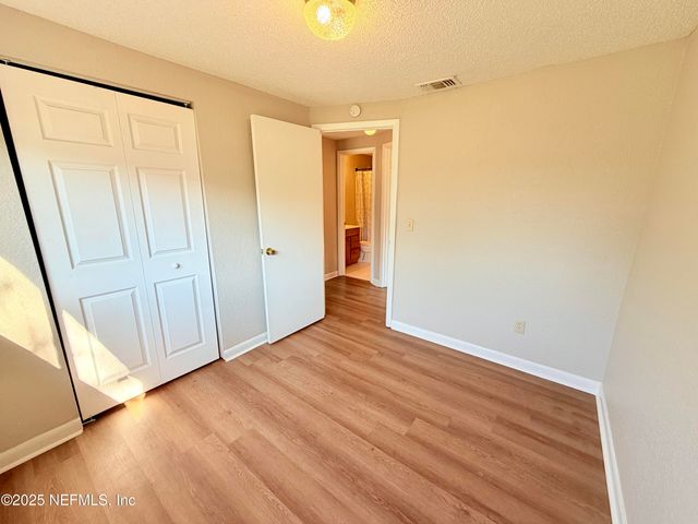 4371 CROSSBOW Road, Jacksonville, FL 32208