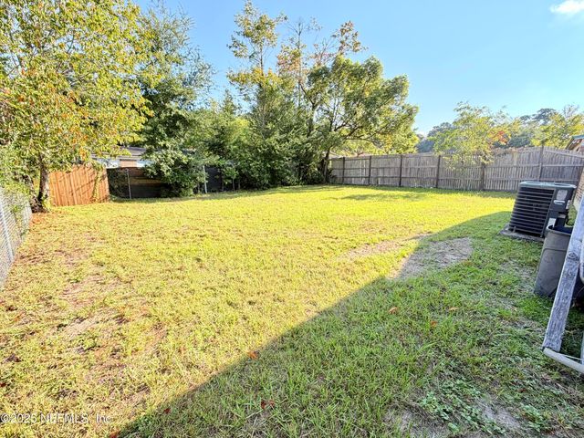 4371 CROSSBOW Road, Jacksonville, FL 32208
