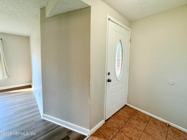 4371 CROSSBOW Road, Jacksonville, FL 32208