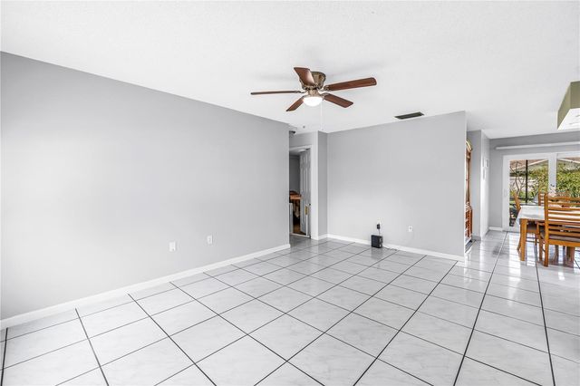7249 56TH AVENUE N, St Petersburg, FL 33709