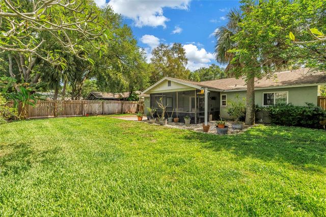 7249 56TH AVENUE N, St Petersburg, FL 33709