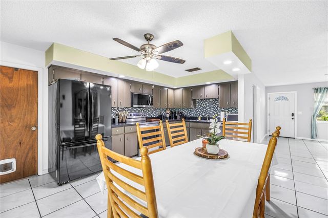 7249 56TH AVENUE N, St Petersburg, FL 33709