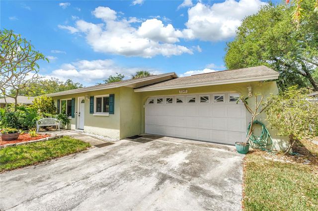 7249 56TH AVENUE N, St Petersburg, FL 33709
