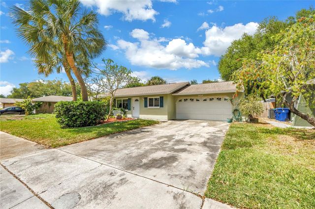 7249 56TH AVENUE N, St Petersburg, FL 33709