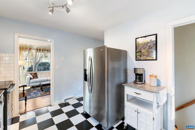 1216 SHERWOOD RD, Charlottesville, VA 22903