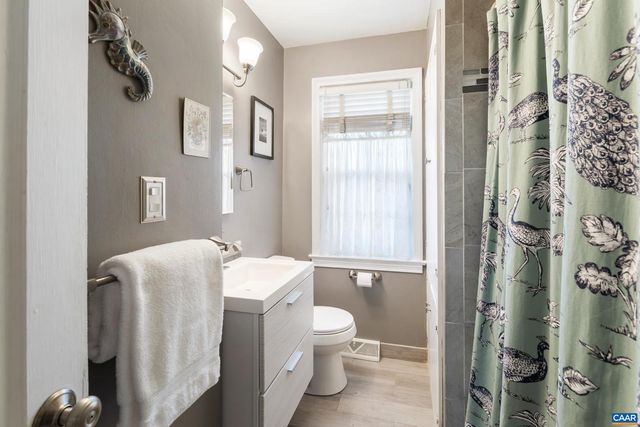 1216 SHERWOOD RD, Charlottesville, VA 22903