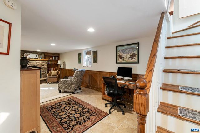 1216 SHERWOOD RD, Charlottesville, VA 22903