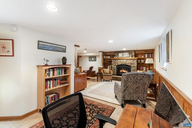 1216 SHERWOOD RD, Charlottesville, VA 22903