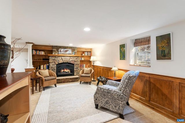 1216 SHERWOOD RD, Charlottesville, VA 22903