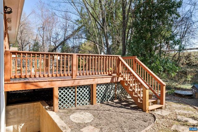 1216 SHERWOOD RD, Charlottesville, VA 22903