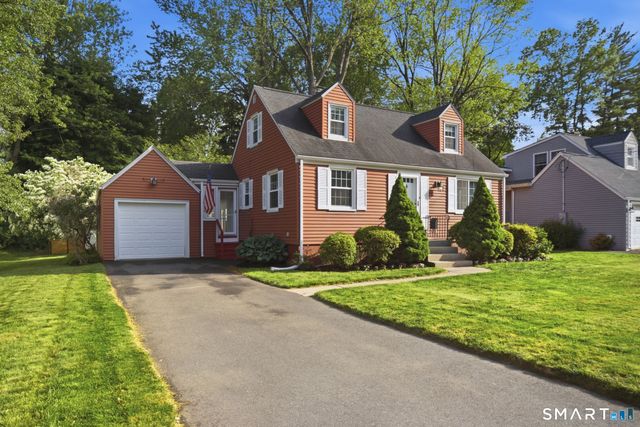 17 Hilltop Drive, West Hartford, CT 06107