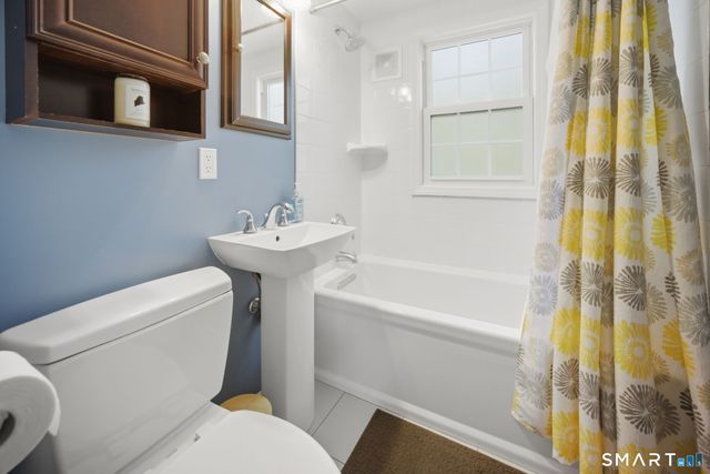 17 Hilltop Drive, West Hartford, CT 06107