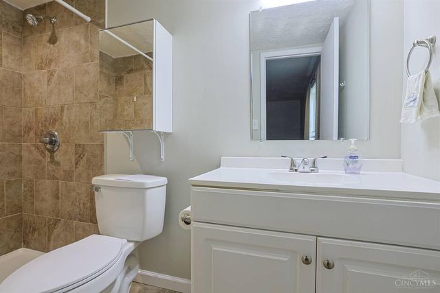 1594 Gelhot Drive, Fairfield, OH 45014