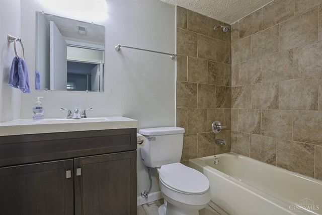 1594 Gelhot Drive, Fairfield, OH 45014