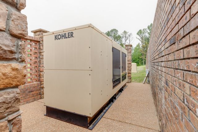 4498 Highway 47, N, Charlotte, TN 37036