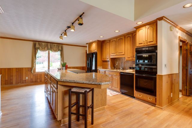 4498 Highway 47, N, Charlotte, TN 37036