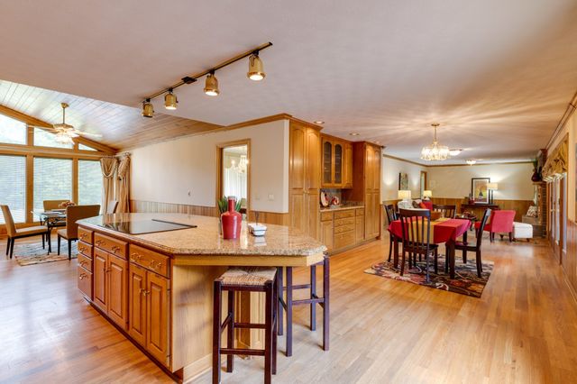 4498 Highway 47, N, Charlotte, TN 37036