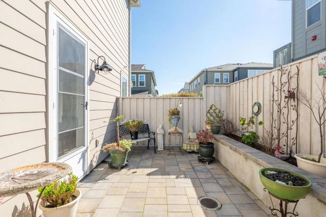 2773 Telegraph Boulevard, Marina, CA 93933