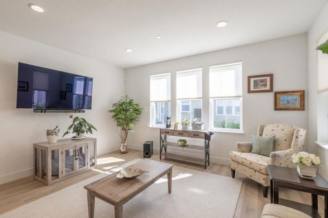 2773 Telegraph Boulevard, Marina, CA 93933