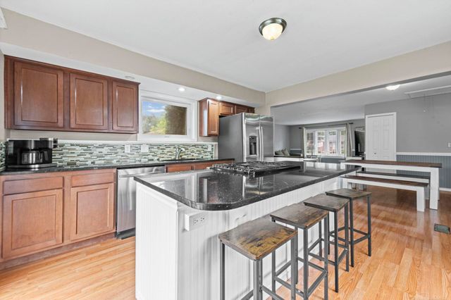 28357 Suburban Drive, Warren, MI 48088