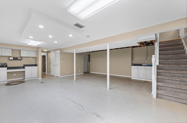 28357 Suburban Drive, Warren, MI 48088