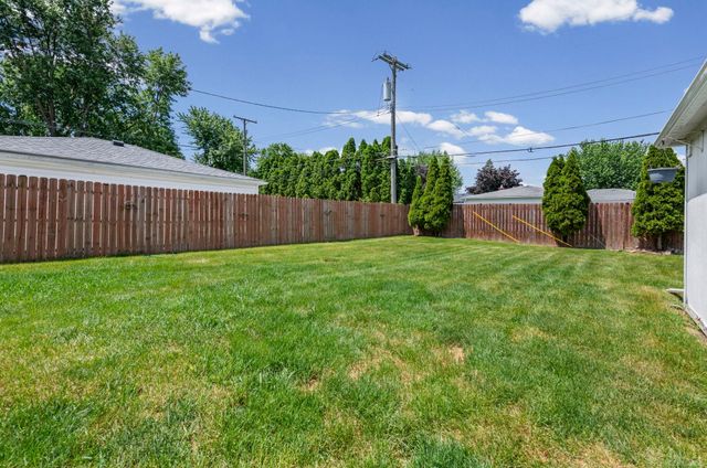 28357 Suburban Drive, Warren, MI 48088