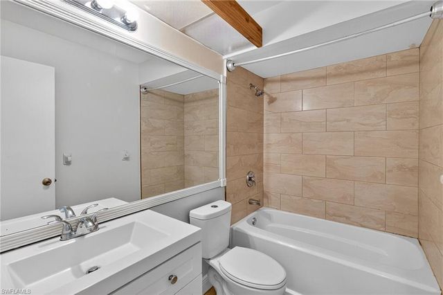 4641 SW Santa Barbara PL # 8, Cape Coral, FL 33914