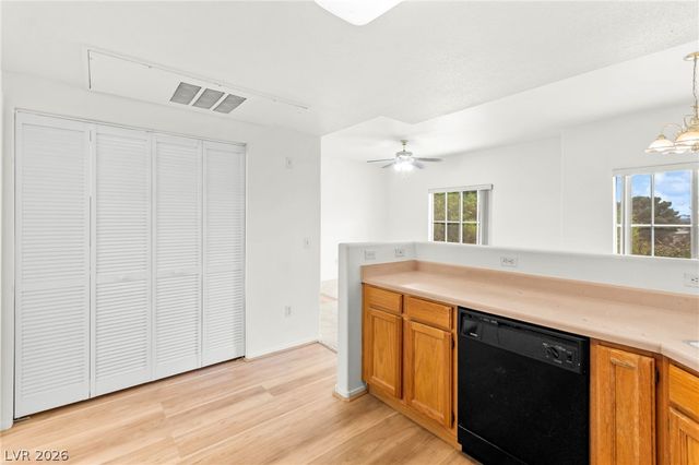 3400 Cabana Drive 2036, Las Vegas, NV 89122