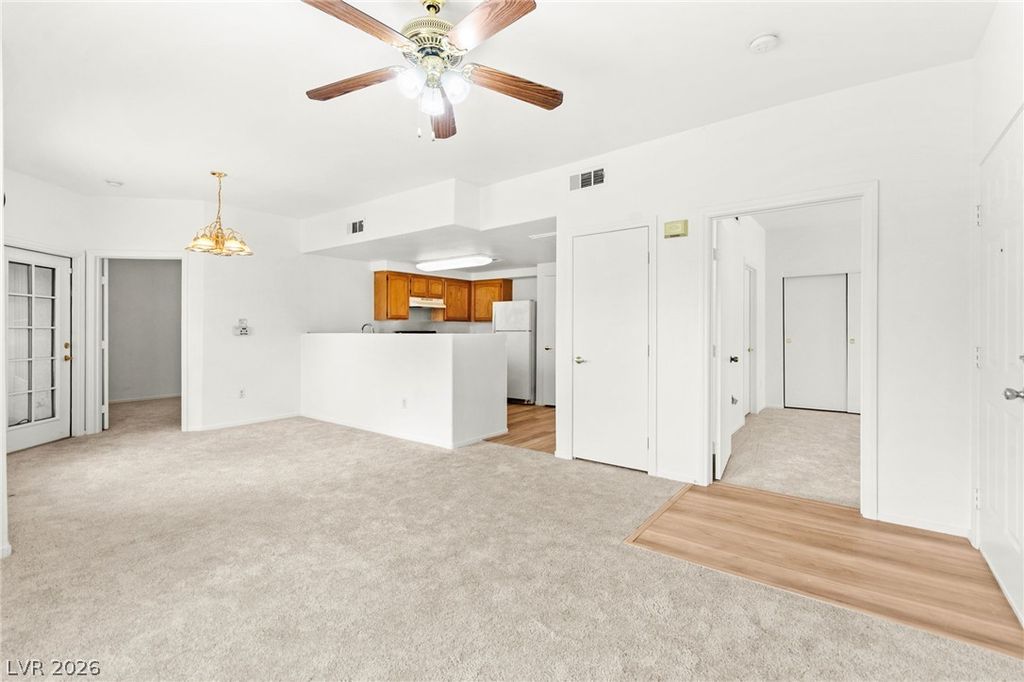 3400 Cabana Drive 2036, Las Vegas, NV 89122 — photo 2