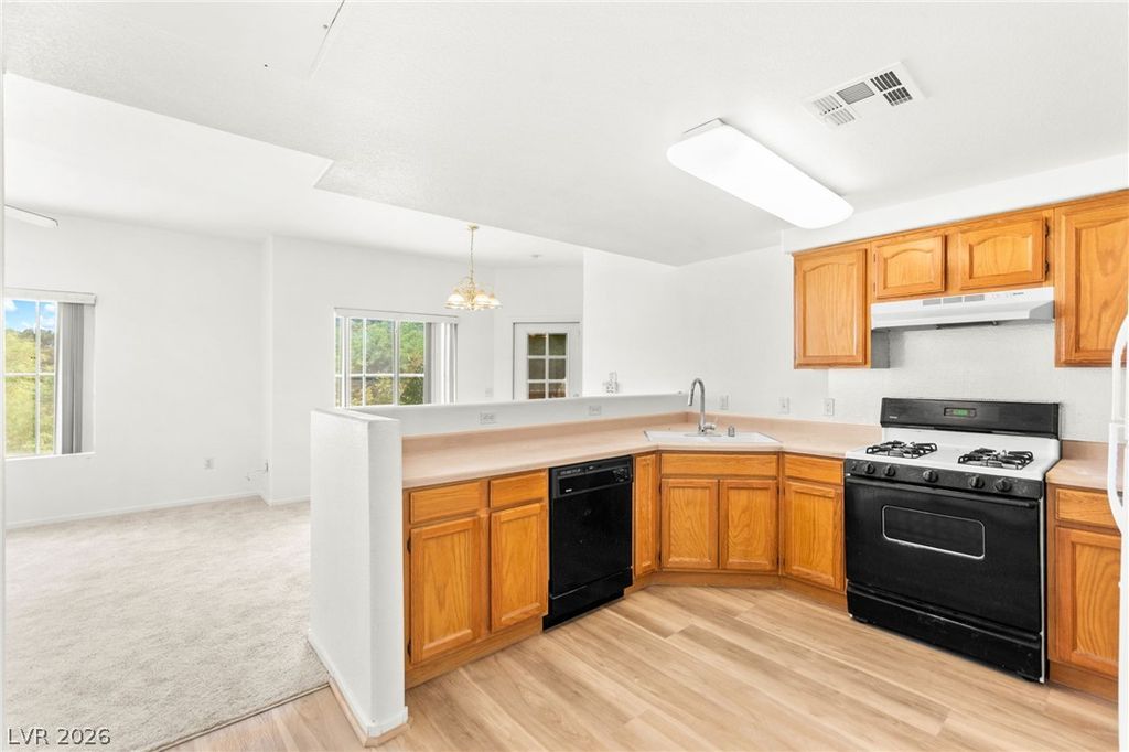 3400 Cabana Drive 2036, Las Vegas, NV 89122 — photo 3