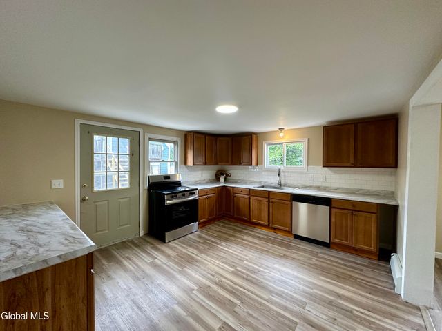 23 King Street, Warrensburg, NY 12885