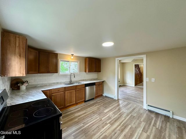 23 King Street, Warrensburg, NY 12885