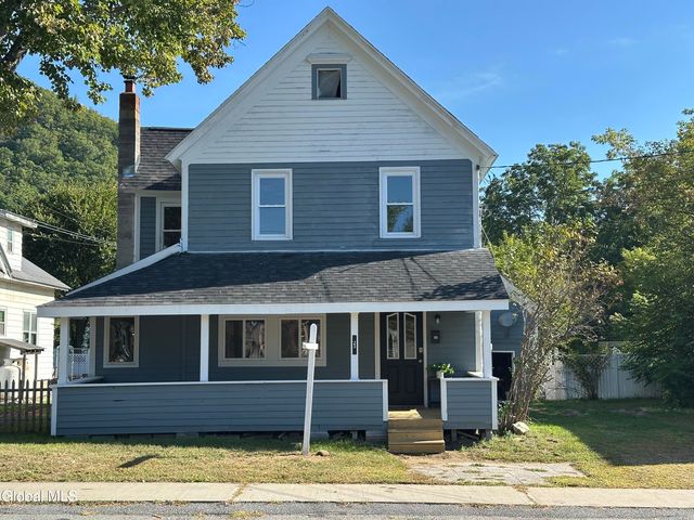 23 King Street, Warrensburg, NY 12885