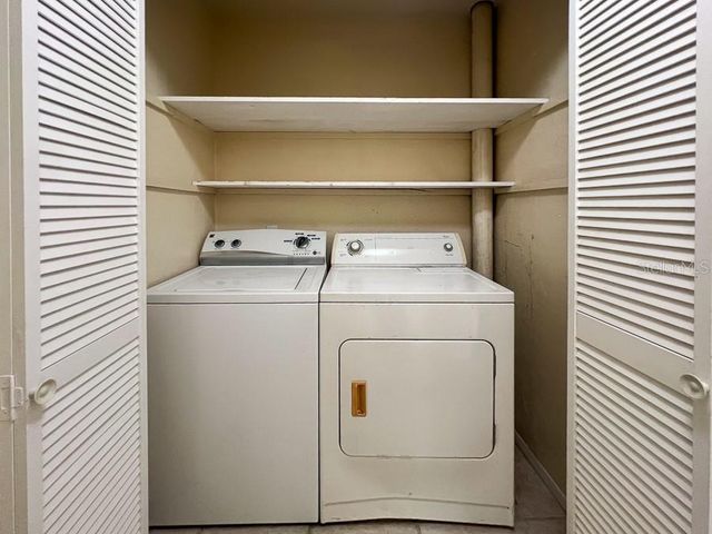 2114 NW 55TH BOULEVARD 15, Gainesville, FL 32653