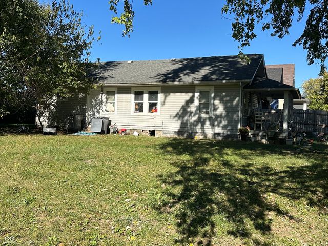 1462 S Illinois Street, Indianapolis, IN 46225