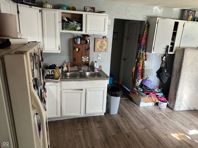 1462 S Illinois Street, Indianapolis, IN 46225