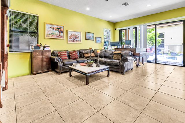 3546 Collonade Drive, Wellington, FL 33449