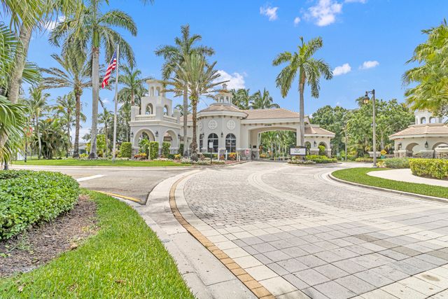3546 Collonade Drive, Wellington, FL 33449