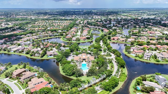 3546 Collonade Drive, Wellington, FL 33449