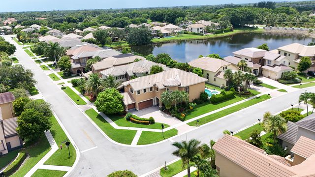 3546 Collonade Drive, Wellington, FL 33449